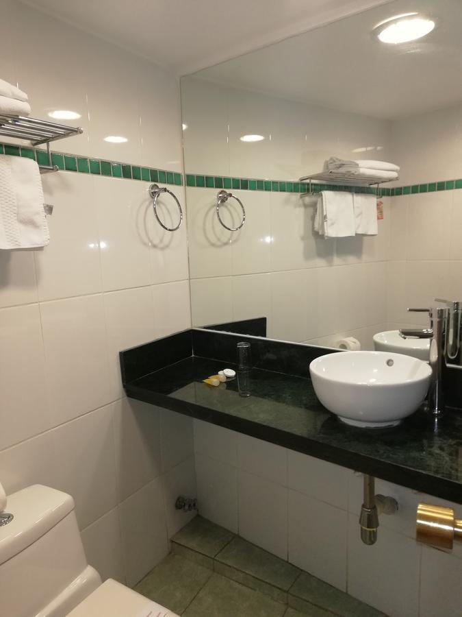 圣地亚哥蒙特卡洛酒店 外观 照片